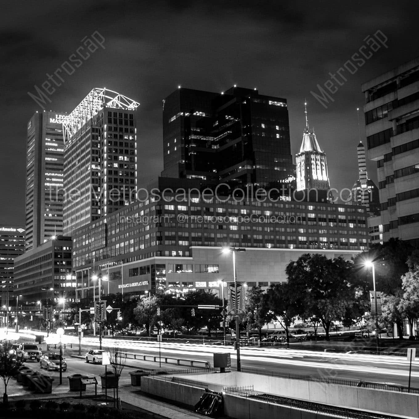 baltimore skyline pratt street Black & White Office Art