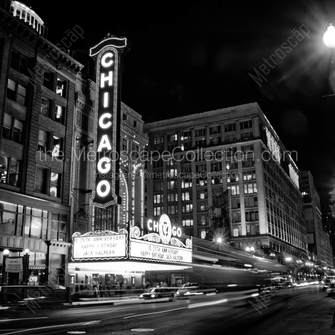 chicago theater at night Black & White Office Art