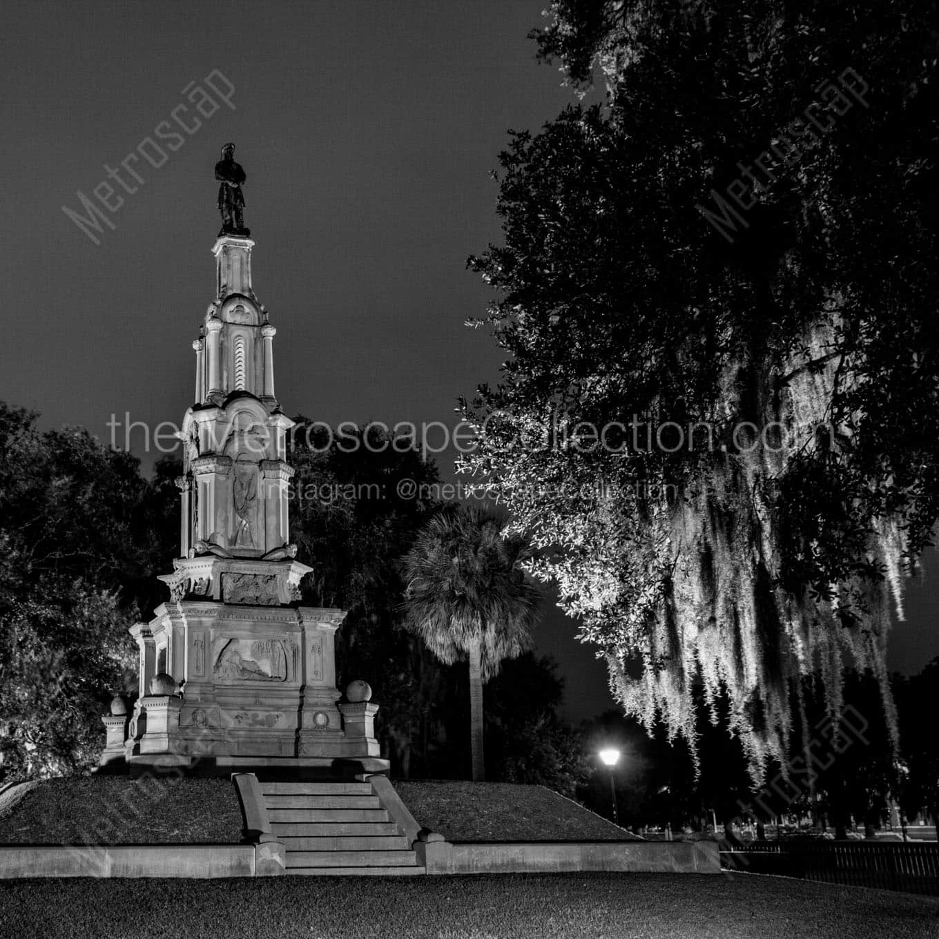 confederate soldiers monument forsyth park Black & White Office Art