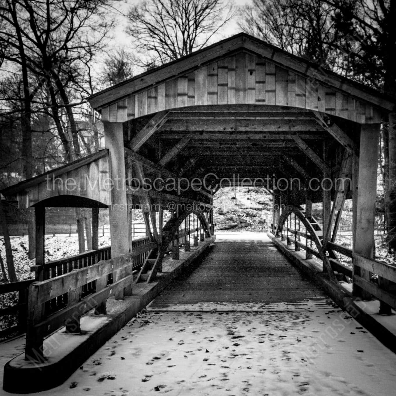 covered bridge at lantermans mill Black & White Office Art