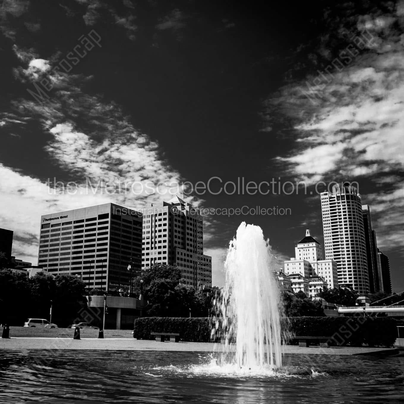 cudahy gardens fountain milwaukee skyline Black & White Office Art