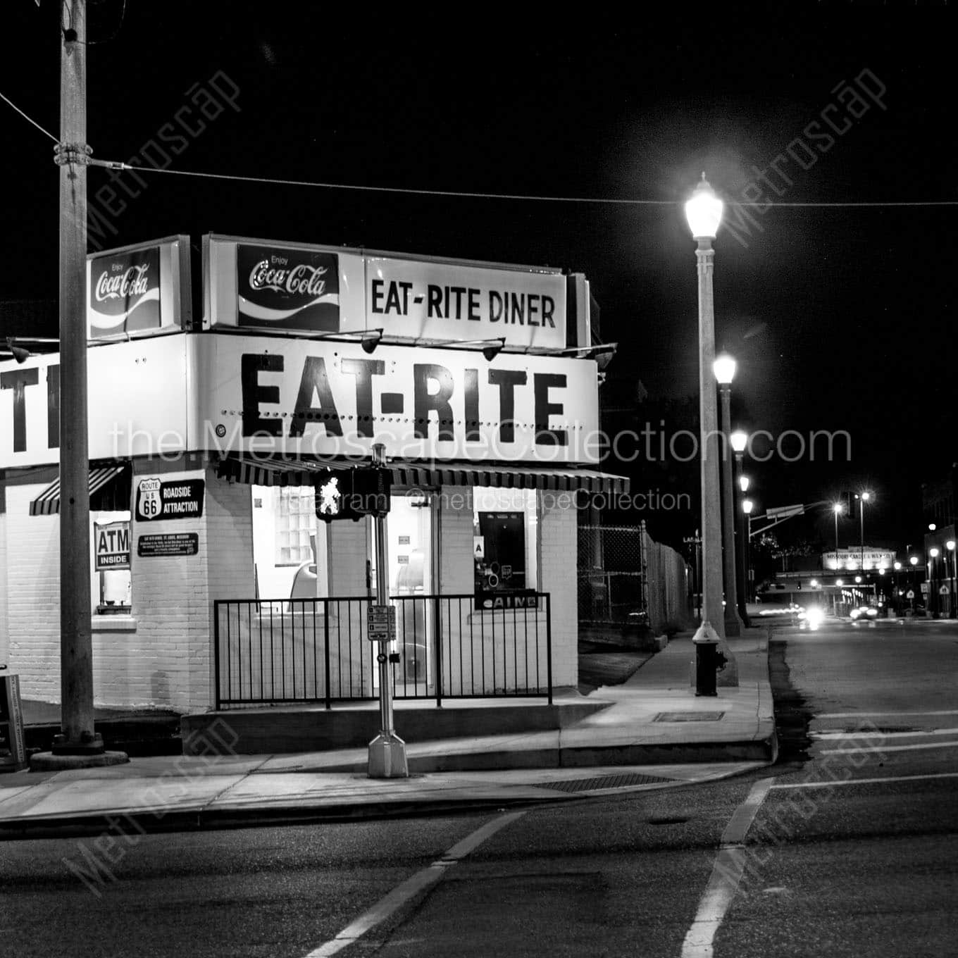 eat rite diner at night Black & White Office Art