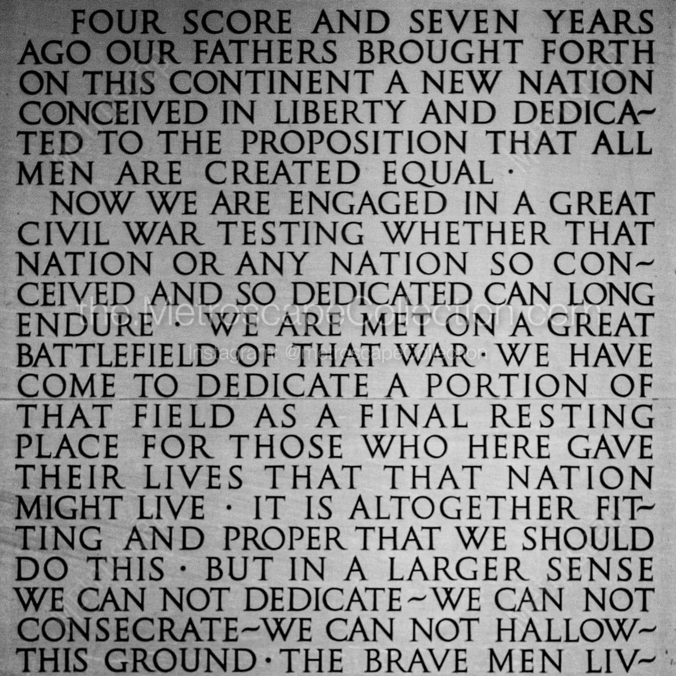 gettysburg address in lincoln memorial Black & White Office Art