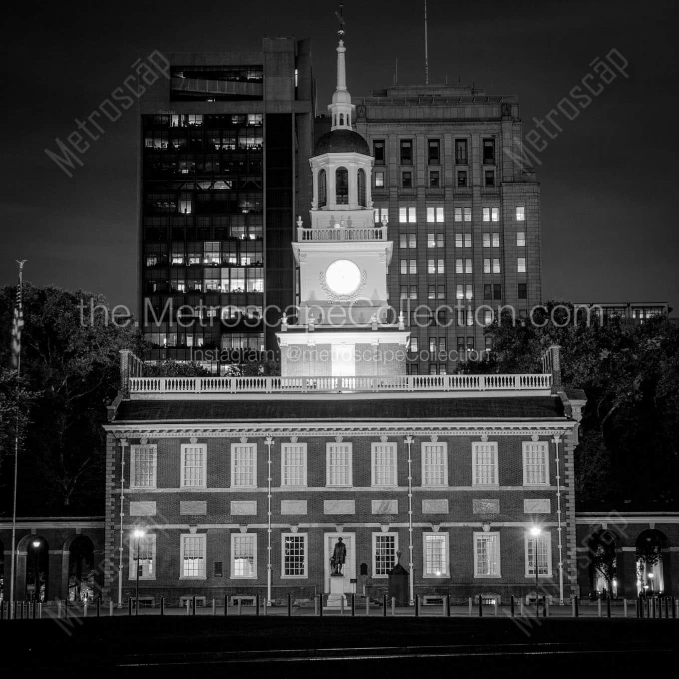 independence hall at night Black & White Office Art