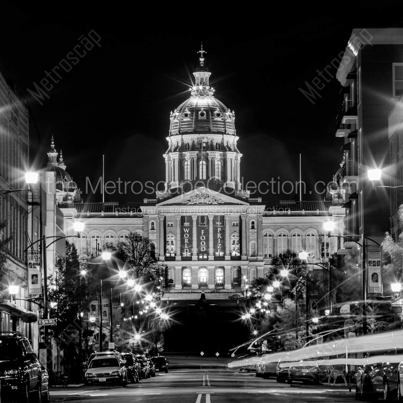 iowa capitol building at night Black & White Office Art