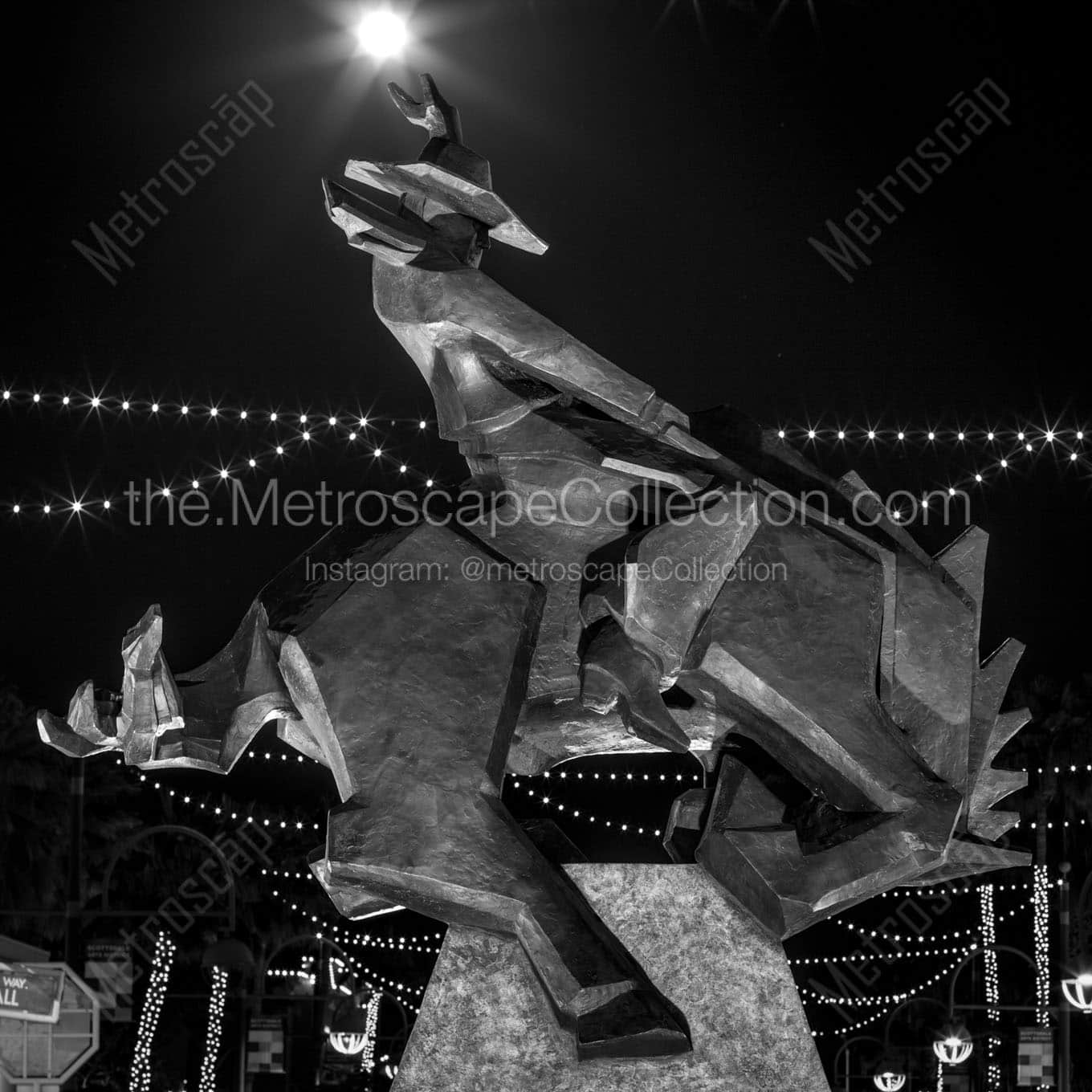 jack knife sculpture in scottsdale at night Black & White Office Art