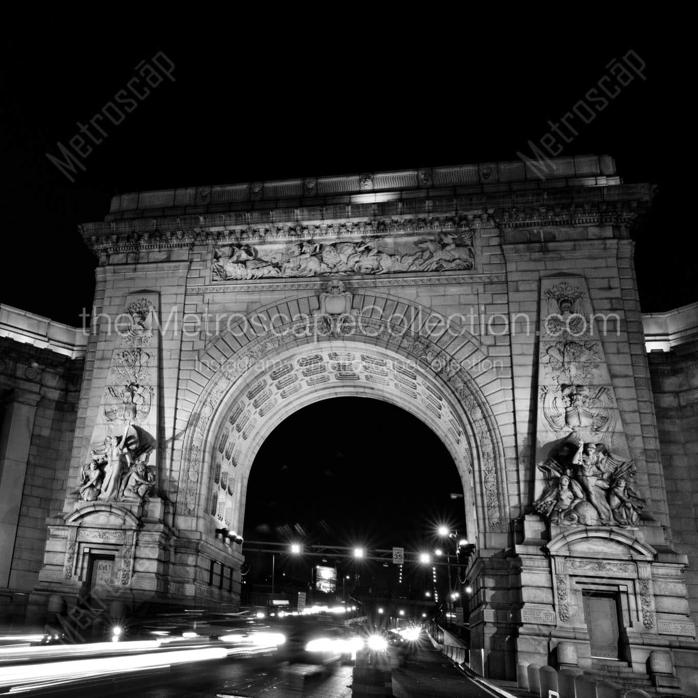 manhattan bridge arch grand entrance Black & White Office Art