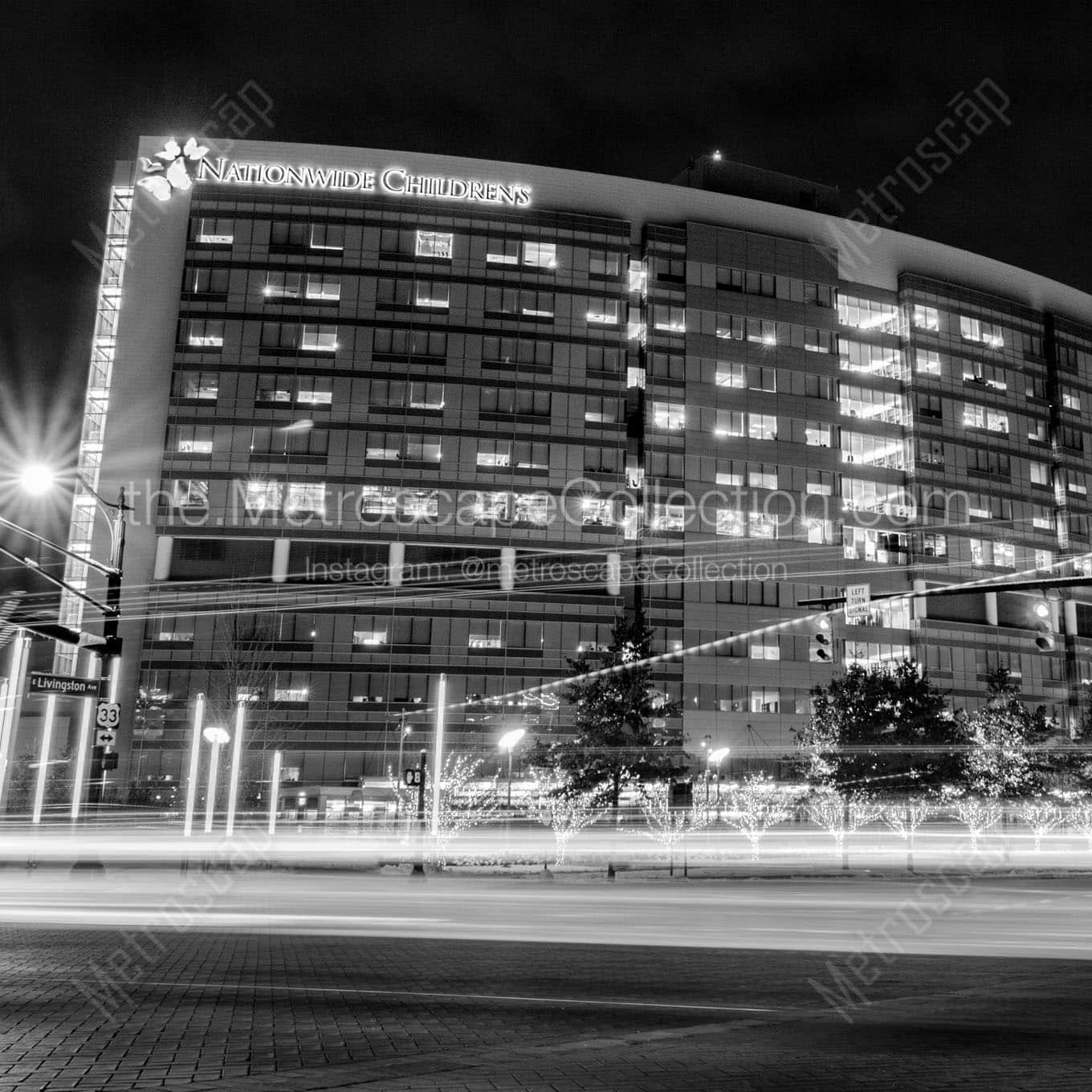 nationwide childrens hospital at night Black & White Office Art