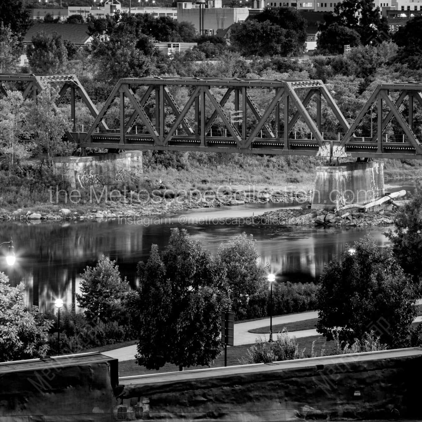 railroad bridge over scioto river Black & White Office Art