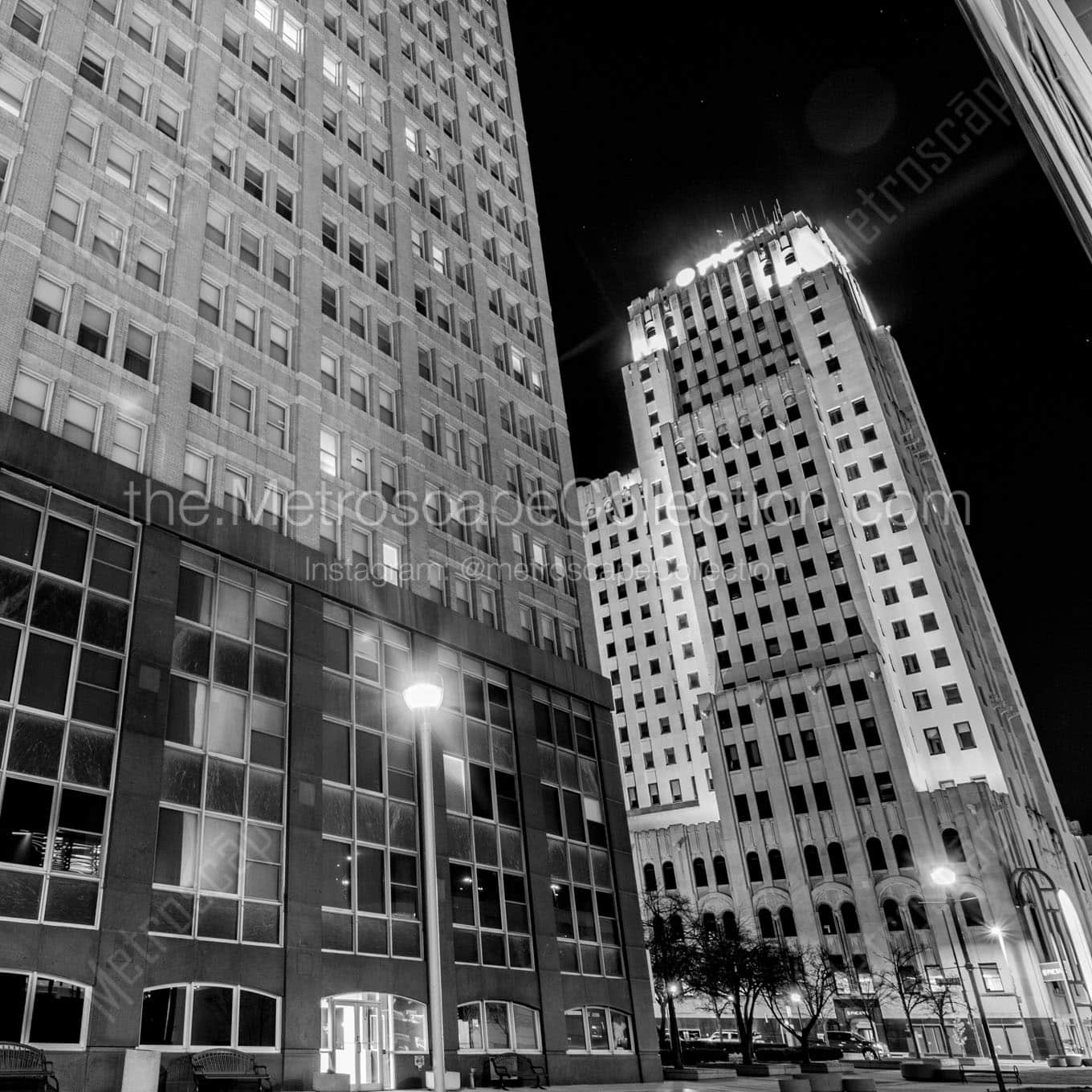 riverfront apartments pnc bank building Black & White Office Art