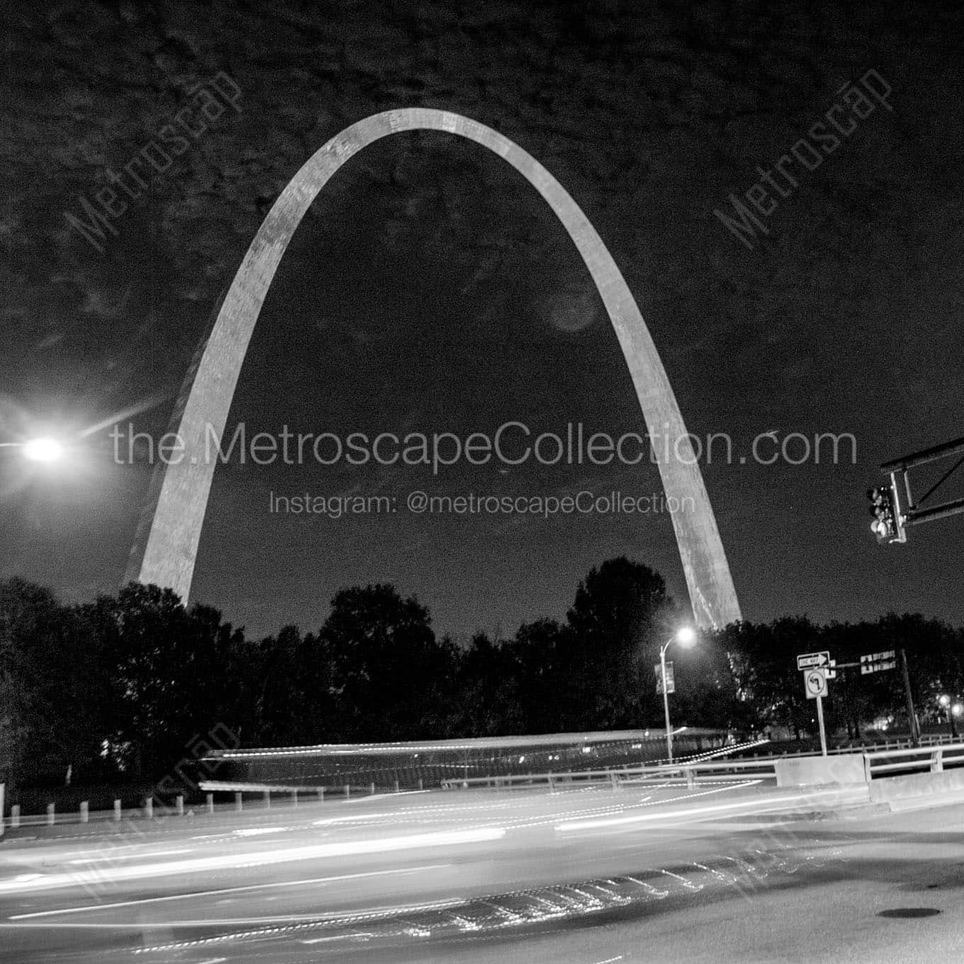 st louis gateway arch Black & White Office Art