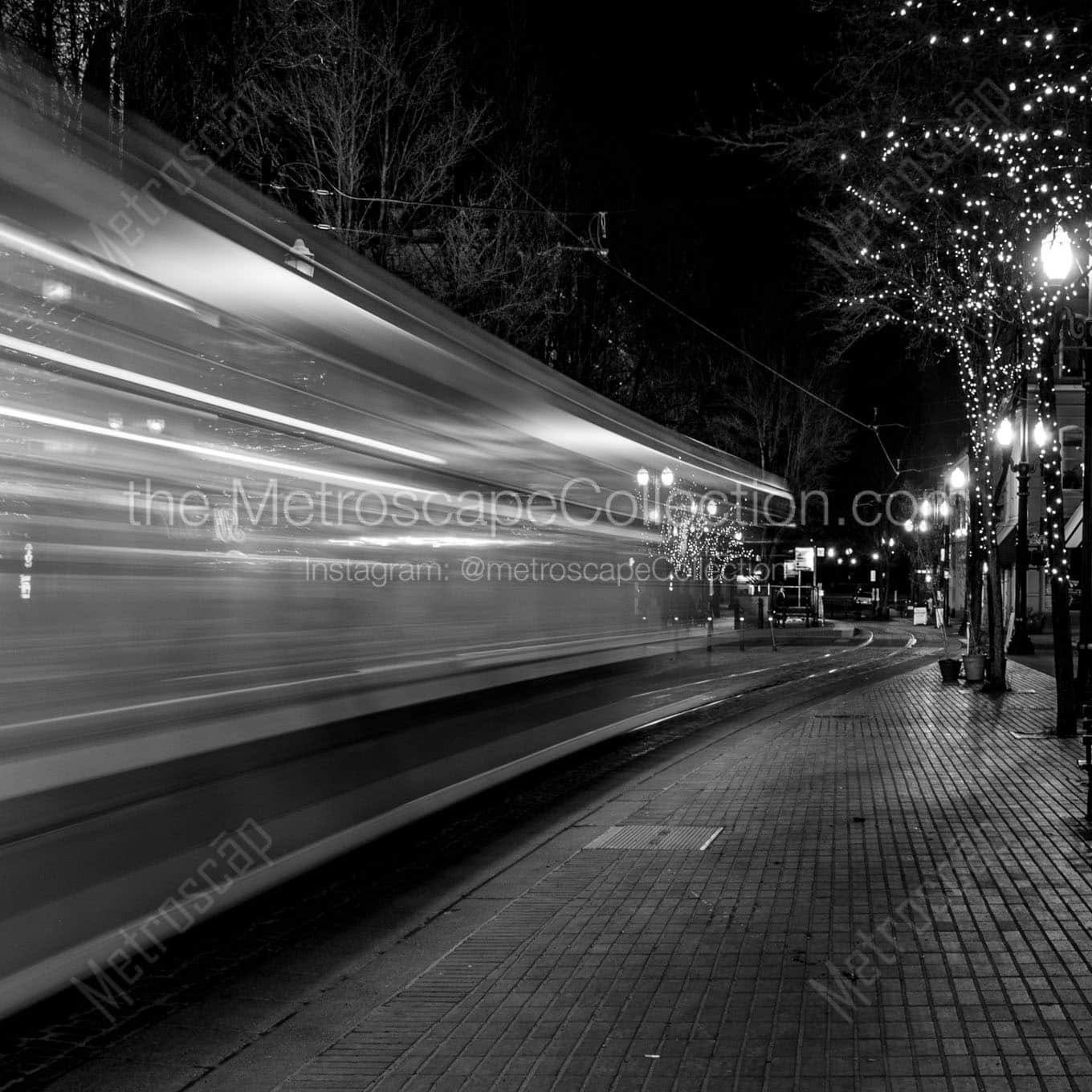 streetcar on yamhill Black & White Office Art