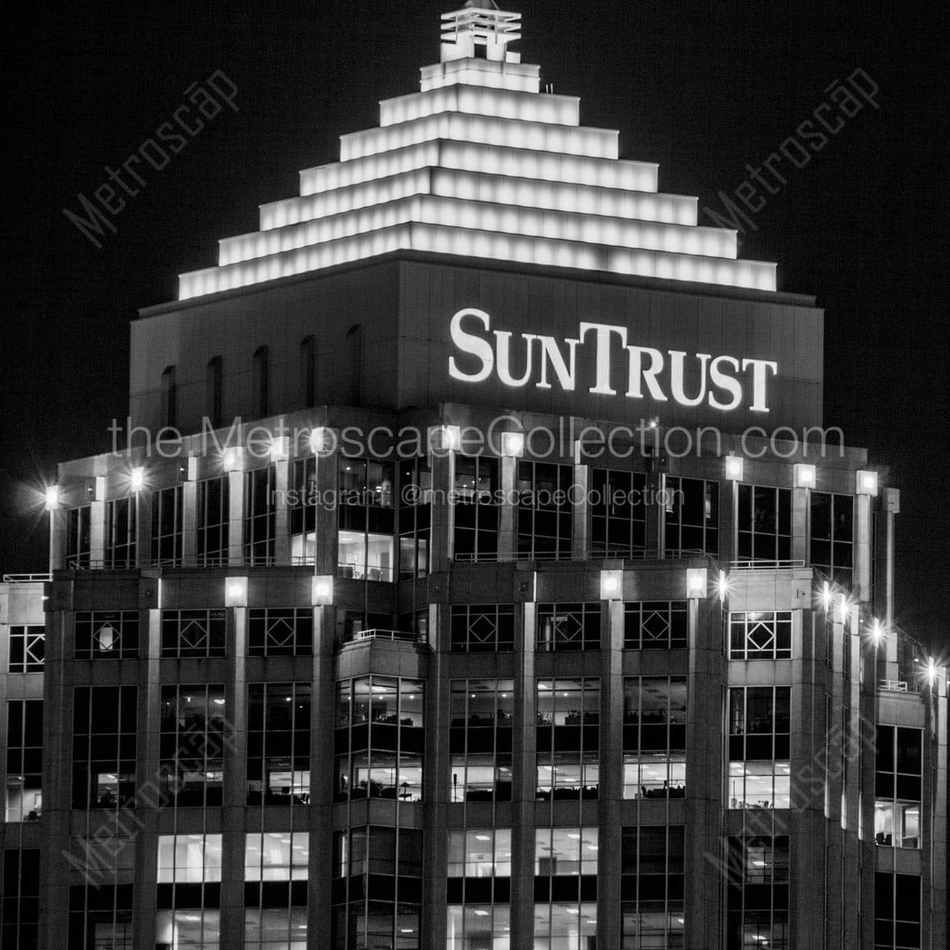 suntrust building Black & White Office Art