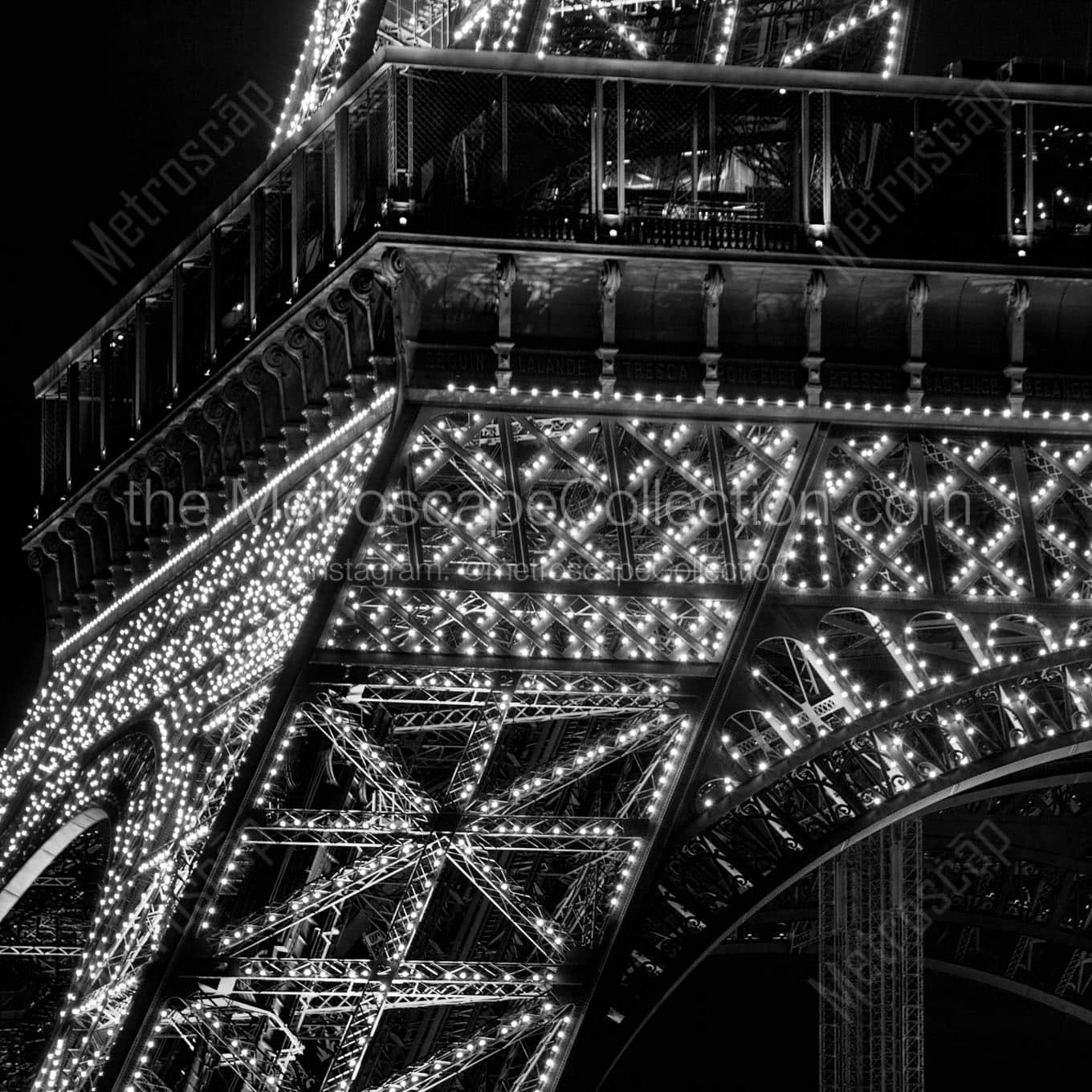 the base of the eiffel tower Black & White Office Art
