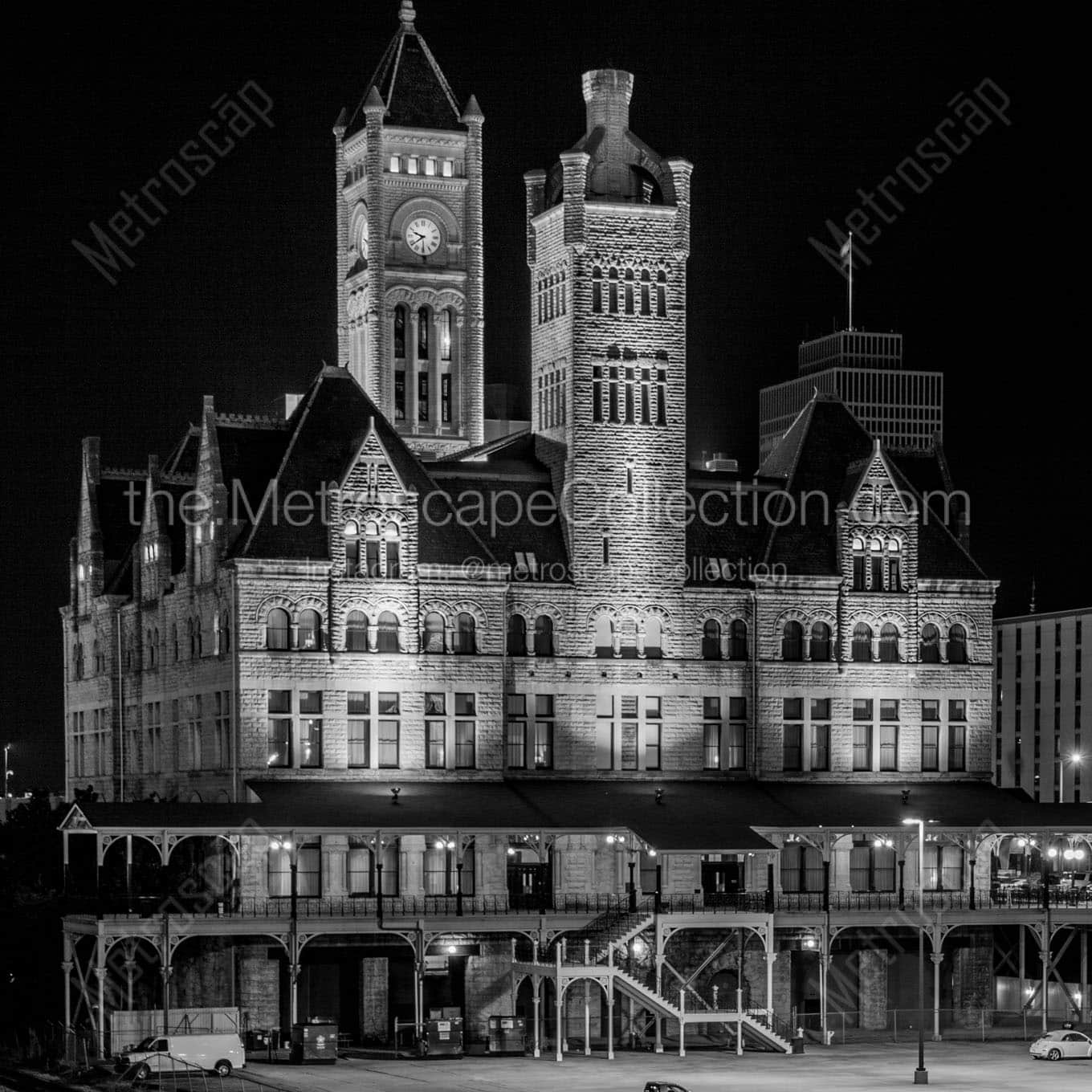 union station at night Black & White Office Art