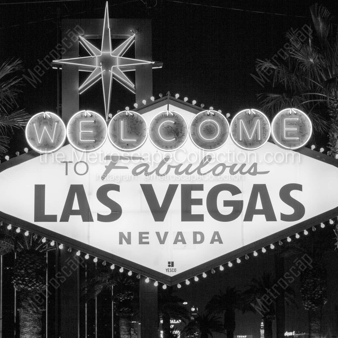 welcome to fabulous las vegas sign at night Black & White Office Art