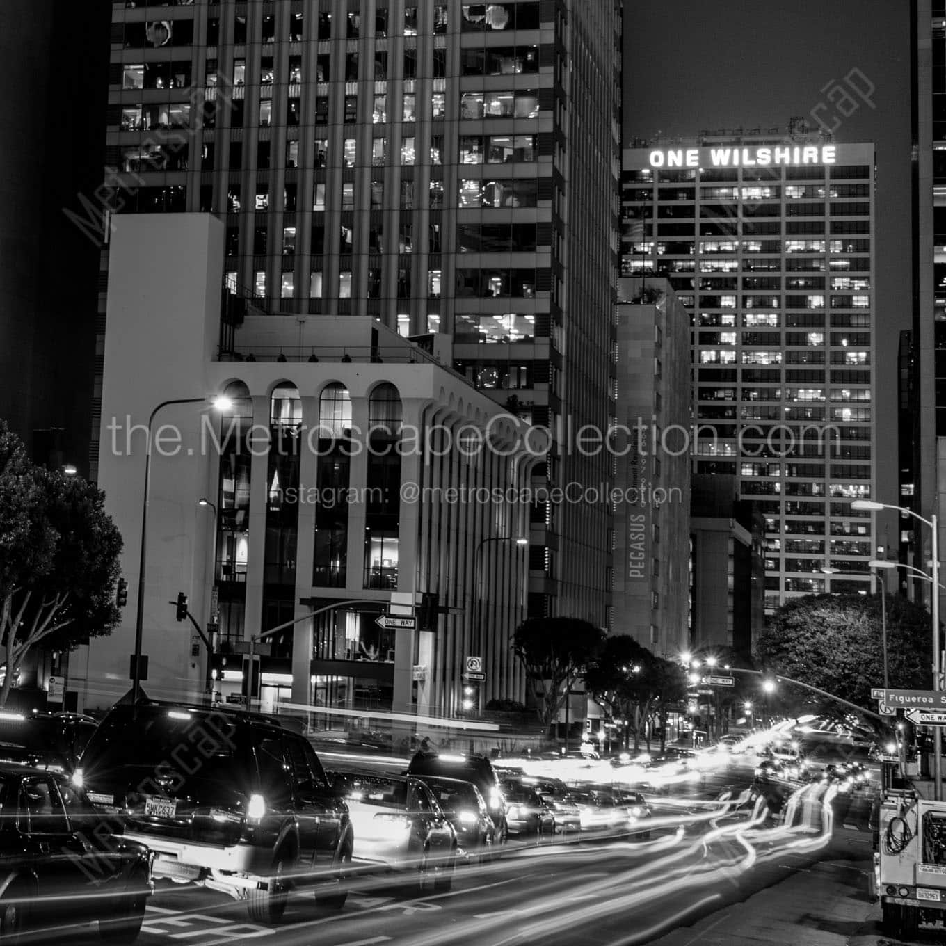 wilshire boulevard and figueroa at night Black & White Office Art